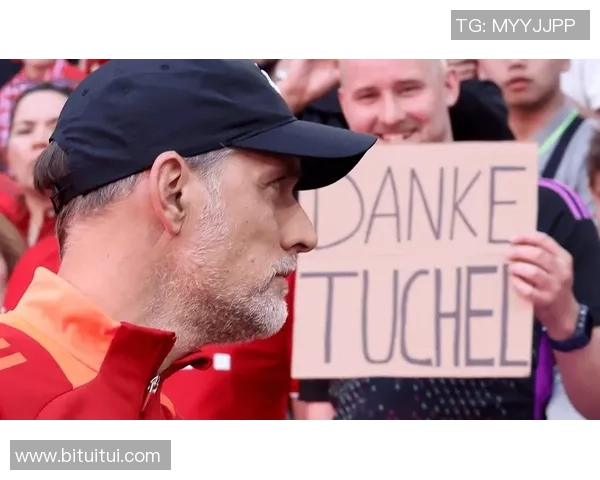 球星意外被丢足球事件引发关注，粉丝热议背后深层原因与影响