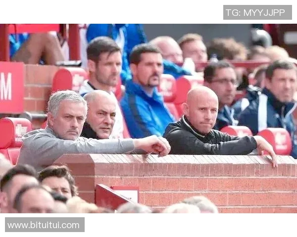 足球场上球星的独特兴趣爱好揭秘 展现场下另一面精彩人生