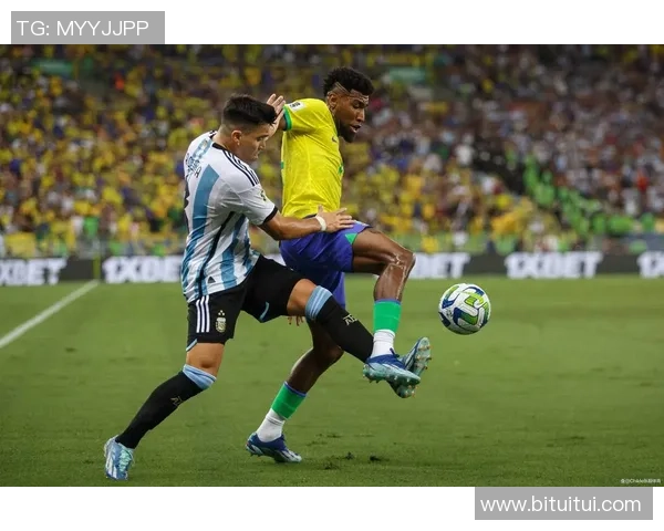 从球星卡到足球赛场探索收藏与竞技交织的激情世界