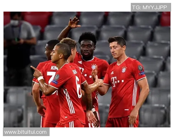 拜仁足球队群星闪耀合影展现豪华阵容实力与辉煌历史